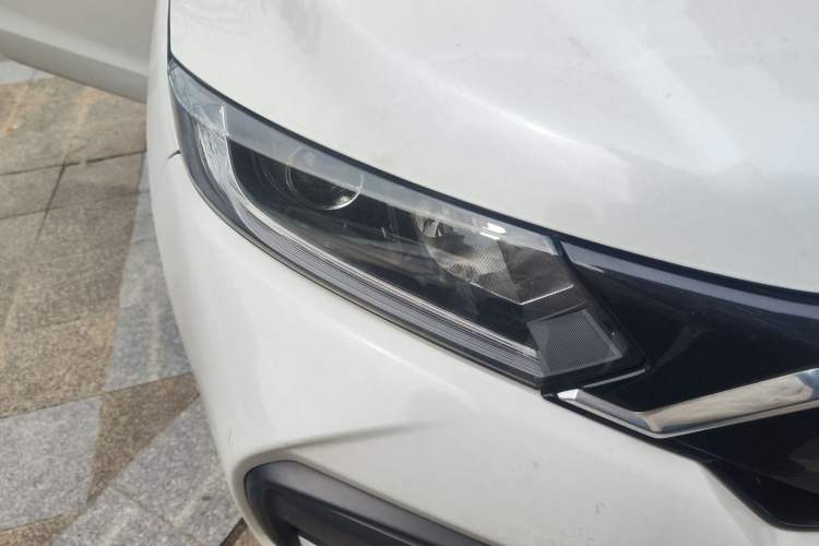 Used Honda XR-V 2022 1.5L CVT Obsidian Edition Right Front Headlight