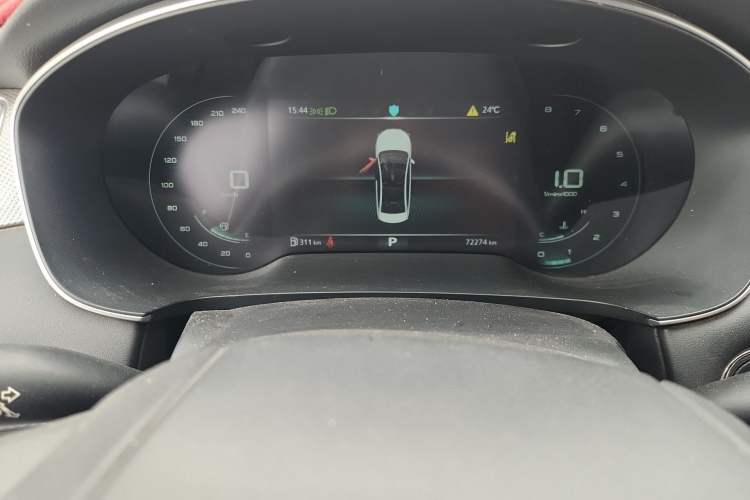 Used Roewe i6 MAX 2020 300TGI Automatic "Swell Cool Smart Drive" Edition Odometer Close Up