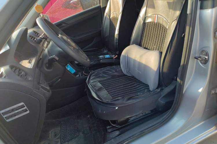 Used Volkswagen Jetta 2013 1.4L Manual Fashion Model