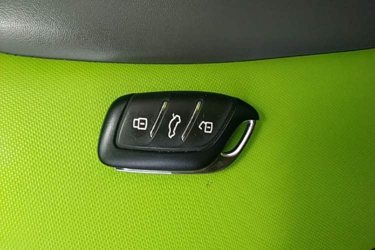 Used Roewe Clever 2021 302km Excellence Edition
