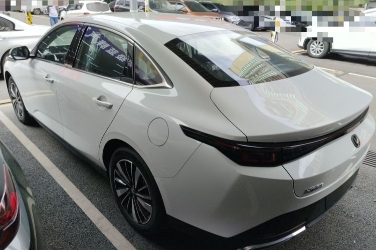 Used CHANGAN Eado PHEV 2025 Smart New Blue Whale 145KM Battleship Edition