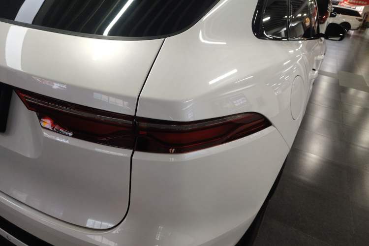 Used Jaguar F-PACE 2024 P250 R-Dynamic SE