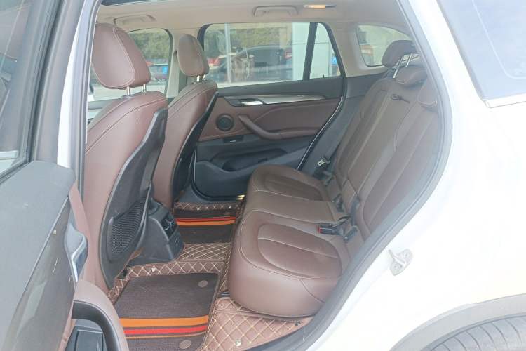 Used BMW X1 New Energy 2019 xDrive25Le Mileage Upgrade Version Left Rear Seat