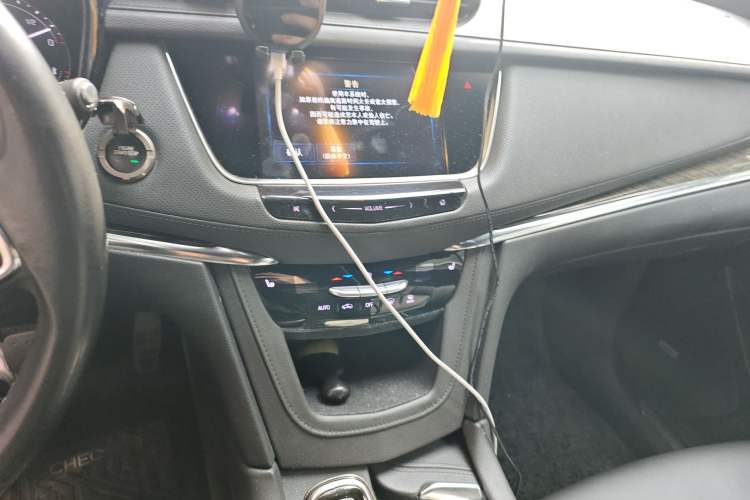 Used Cadillac XT5 2018 28E Four-Wheel Drive Tech Version