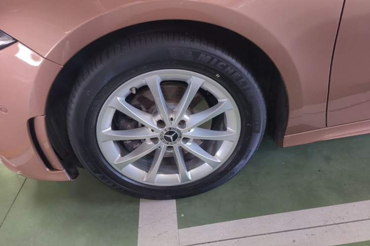 Used Mercedes-Benz A-Class 2020 Restyled A 200 L Sport Sedan Fashion Version