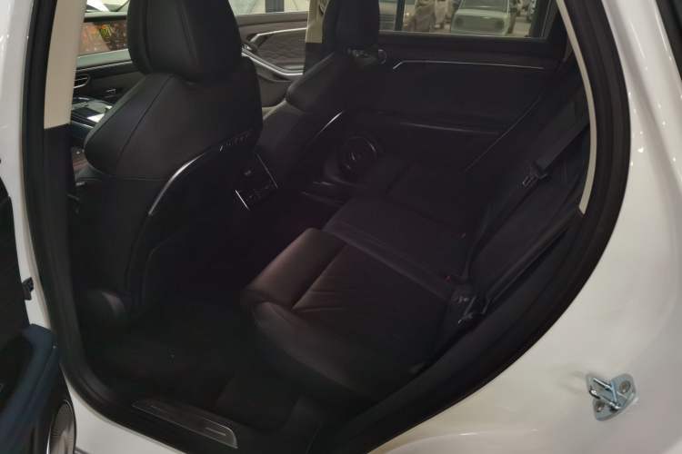 Used VOYAH FREE 2024 Ultra-Long Range Intelligent Driving Version Interior 4