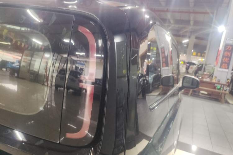 Used Baojun KiWi EV 2022 Designer Lite Edition Lithium Iron Phosphate Exterior 3