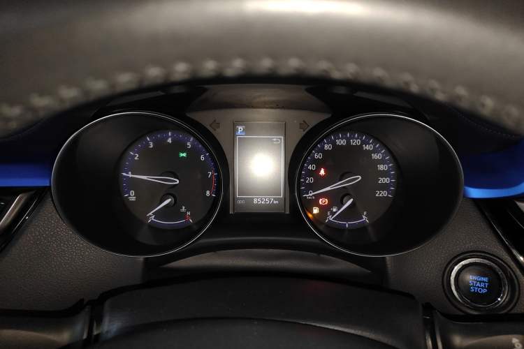 Used Toyota IZOA 2018 2.0L Yichi Version China VI Standard