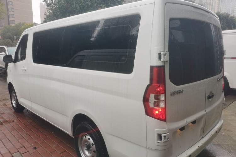 Used Chana Ruixing EM80 2025 Passenger Version Comfort Edition 6-Seater 300 km Dual-Swing Doors