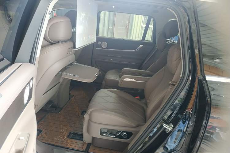 Used Hima AITO M9 2025 Extended-Range Ultra Version 52 kWh 6-Seater