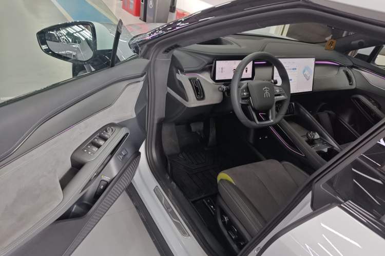 Used BYD Song L EV 2025 Intelligent Driving Version 602 km Range LiDAR-equipped All-Wheel-Drive Type