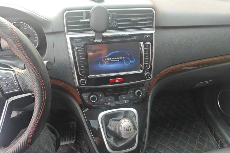 Used Haval H6 2013 Sports Edition 1.5T Manual Two-Wheel Drive Elite Model