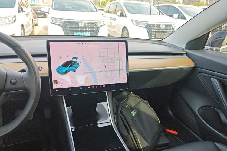 Used Tesla Model 3 2019 Long-Range Rear-Wheel-Drive Version