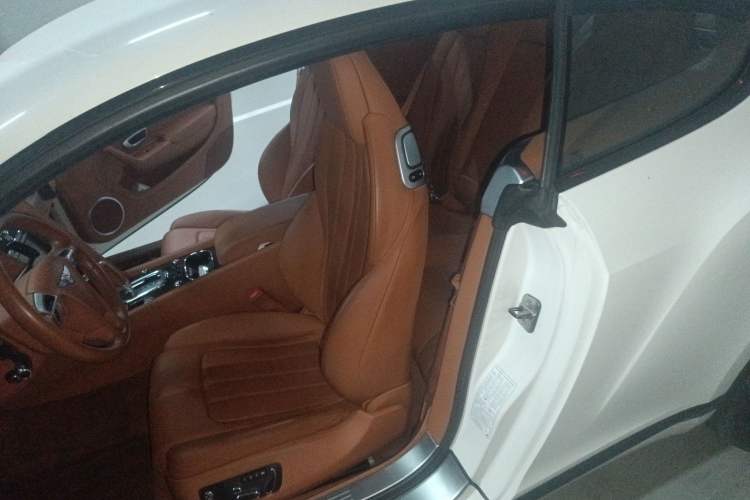 Used Bentley Continental 2015 4.0T GT V8 Standard Edition
