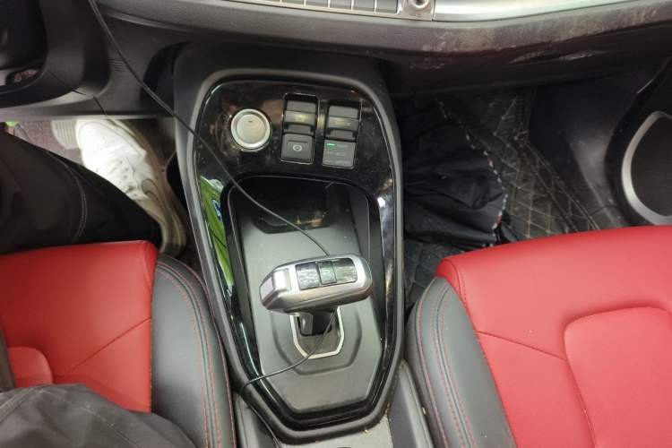 Used Haval H2s 2017 Red-Label 1.5T Dual-Clutch Elite Model