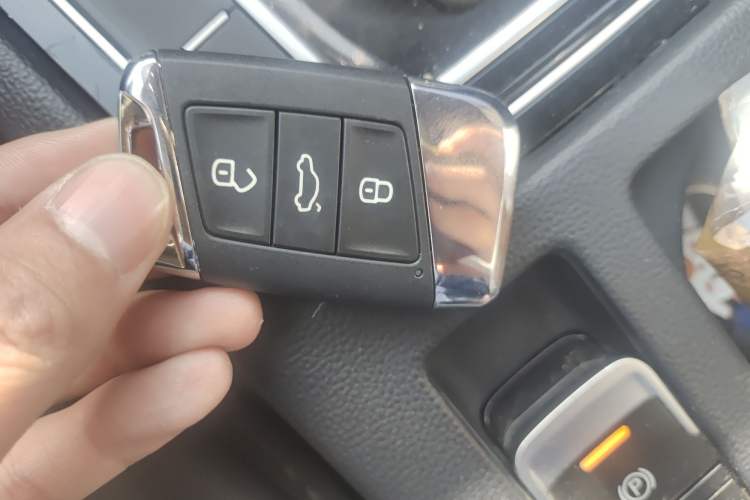 Used Volkswagen Magotan 2020 280TSI DSG Comfort Edition