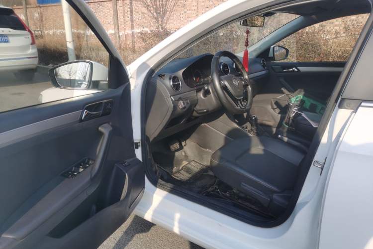 Used Volkswagen Jetta 2017 1.5L Automatic Comfort Model
