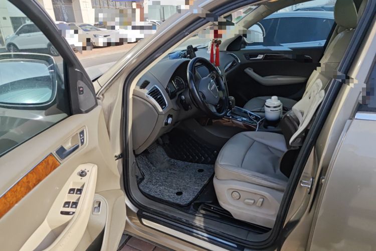 Used Audi Q5 2012 2.0TFSI Comfort Version
