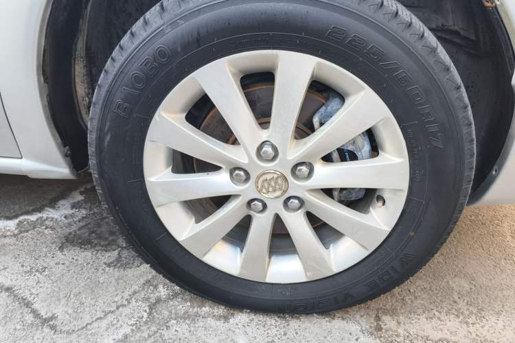 Used Buick GL8 2014 2.4L Classic Edition
