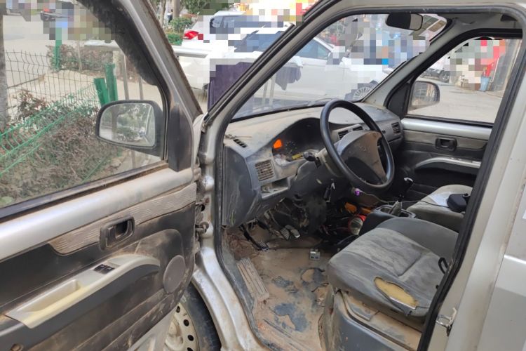 Used Wuling Rongguang 2014 1.2L S Base Model
