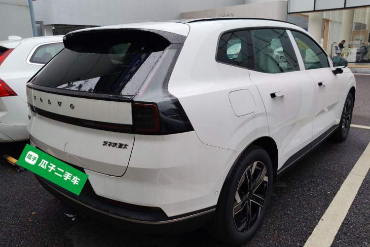 Used Volvo XC70 Plug-in Hybrid 2026 Model Four-Wheel Drive Long-Range Core
