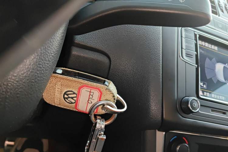 Used Volkswagen Polo 2014 1.6L Cross Polo Automatic