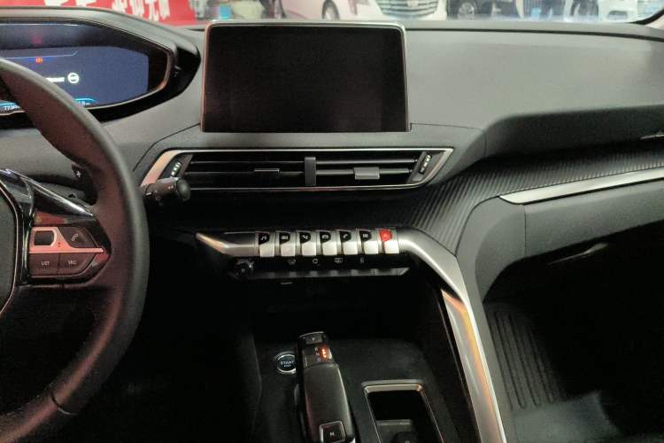 Used Peugeot 5008 2017 350THP 5-Seat Elite Edition
