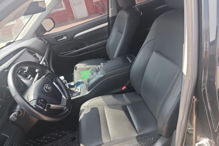 Used Toyota Highlander 2018 2.0T Four-Wheel Drive Luxury Edition 7 Seats China V Emission Standard