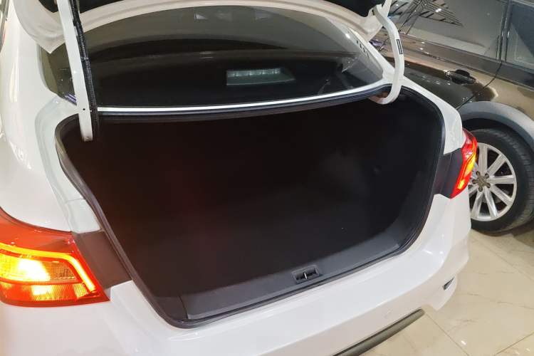 Used Nissan Sylphy 2022 Classic 1.6XE CVT Comfort Edition
