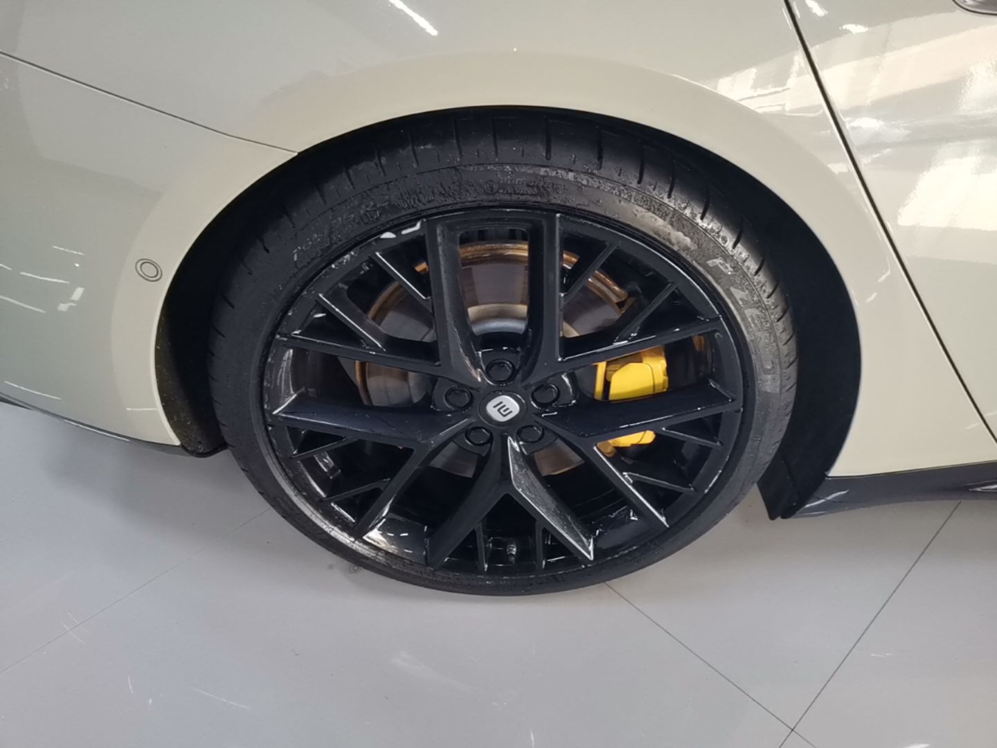 Xiaomi Auto SU7 2024 Four-Wheel Drive Ultra-Long Range Advanced Intelligent Driving Max Edition — снимка 11