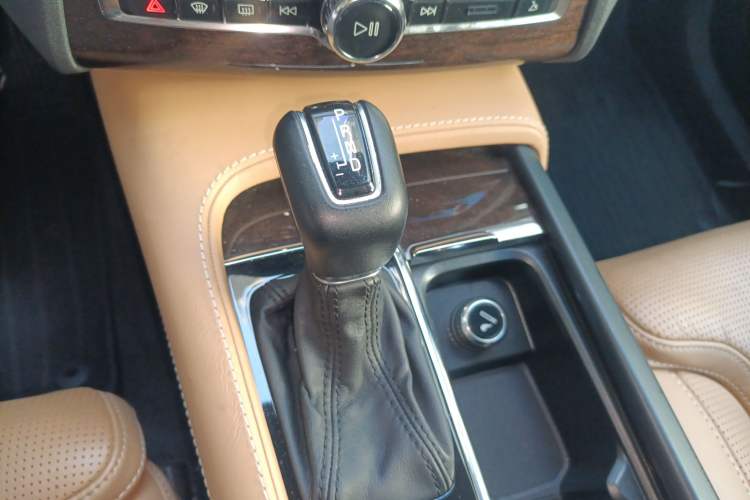 Used Volvo XC90 2015 T6 Zhiya Edition 7-seater
