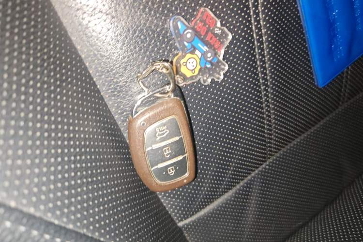 Used Hyundai ix35 2015 2.0L Automatic 2WD Smart Version China V Standard
