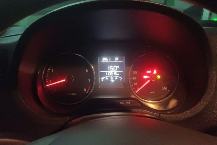 Used Volkswagen Polo 2014 1.6L Automatic Comfort Edition
