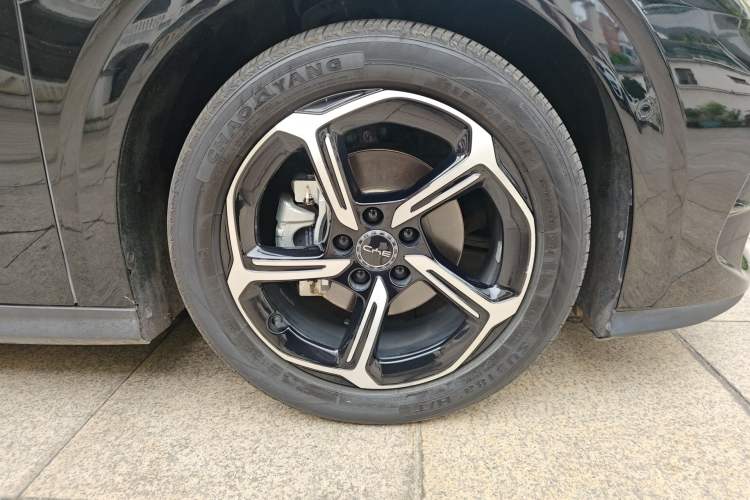 Used BYD Seal 06GT 2025 605 Heatwave Edition Right Front Wheel Hub