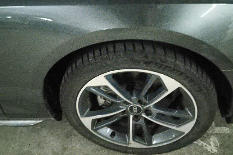 Used Audi A4L 2022 40 TFSI Fashion Dynamic Model Right Front Wheel Hub