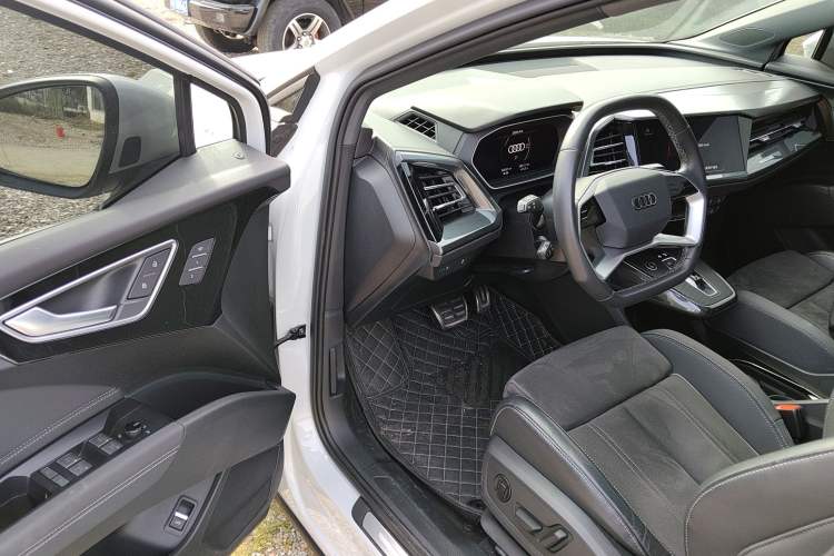 Used Audi Q4 e-tron 2023 40 e-tron Boundary Edition