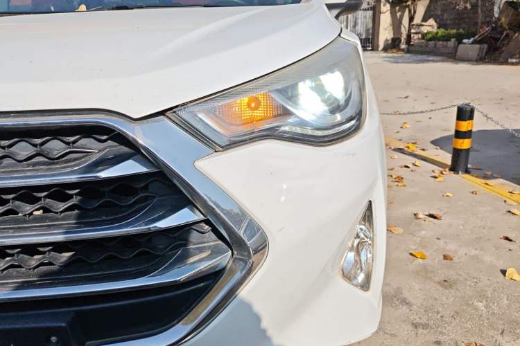 Used JAC Refine S3 2017 1.6L CVT Luxury Model
