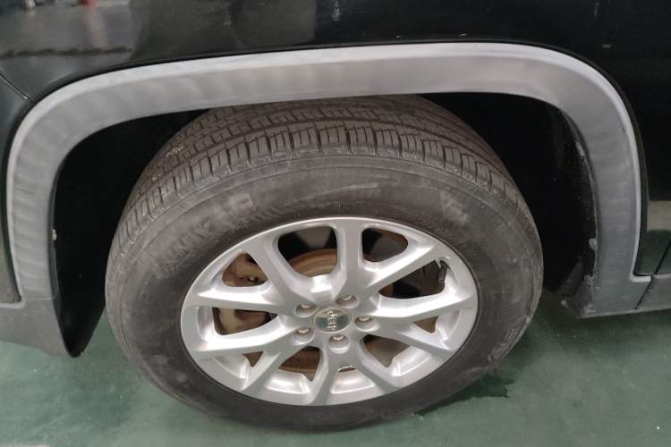 Used Jeep Cherokee 2016 2.0L Superior Edition