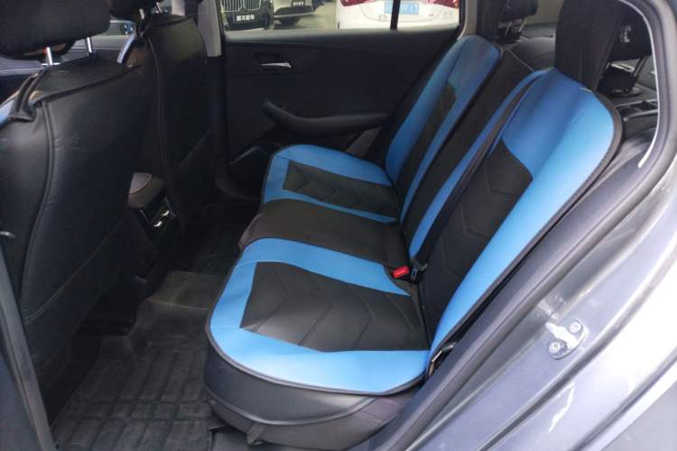 Used Roewe i5 2026 Model 1.5L Manual Comfort Version
