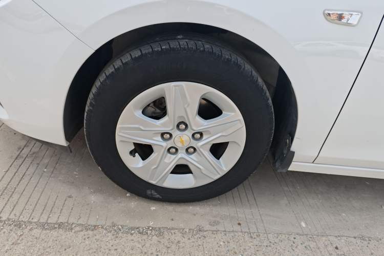 Used Chevrolet Cavalier 2019 320 Automatic Enjoyment with Sunroof
