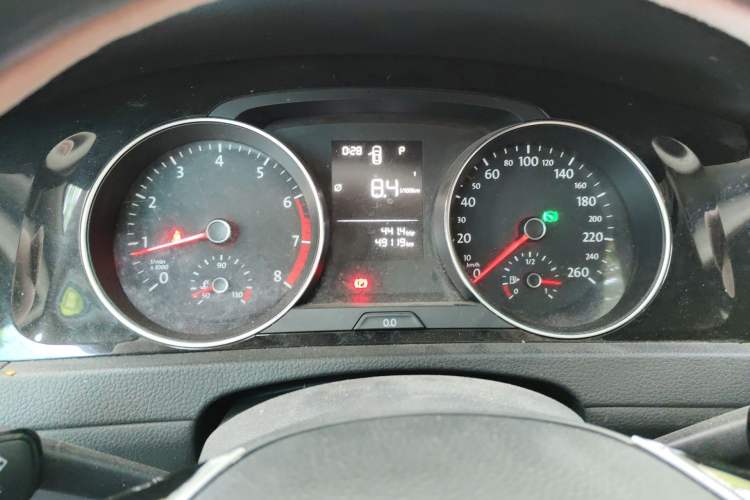 Used Volkswagen Golf 2018 1.6L Automatic Fashion Model
