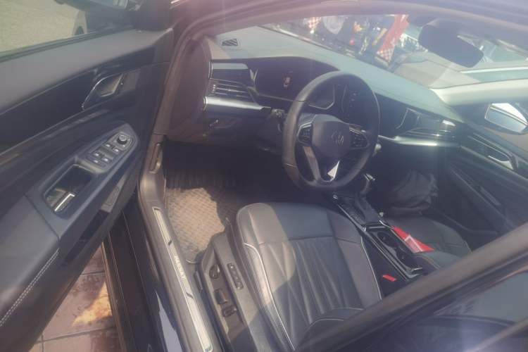 Used Volkswagen Passat 2023 Restyled 330TSI Starry Luxury Edition
