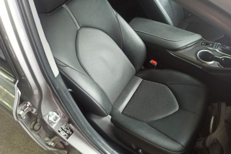 Used Toyota Camry 2021 2.5S Fēngshàng Edition Right Front Seat