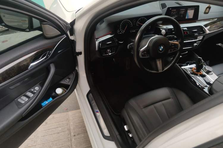 Used BMW 5 Series 2019 Restyled 525Li M Sport Package