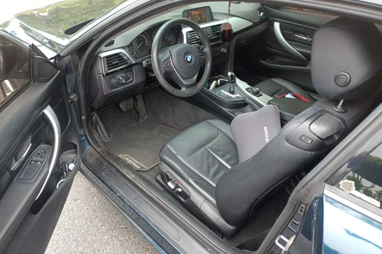 Used BMW 4 Series 2016 420i Fashion Model
