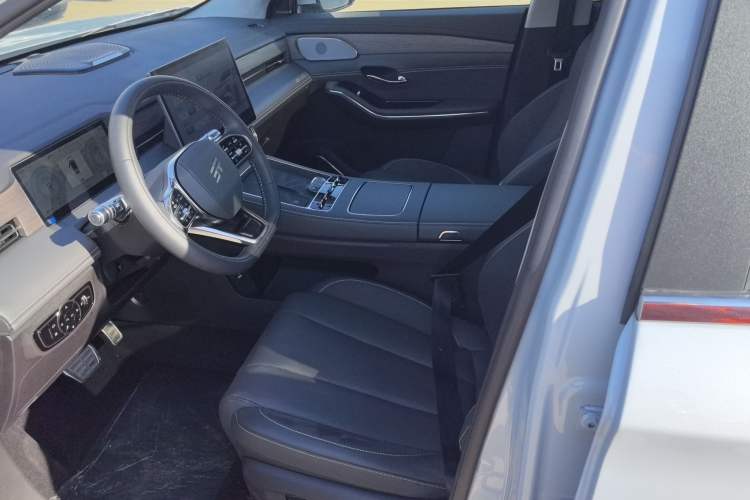 Used JETOUR Shanhai L9 2025 1.5TD 2DHT Flagship Edition 6 Seats Left Front Seat