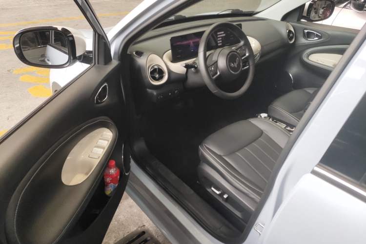 Used Wuling Bingo 2023 410 km Lingxi Deluxe Edition