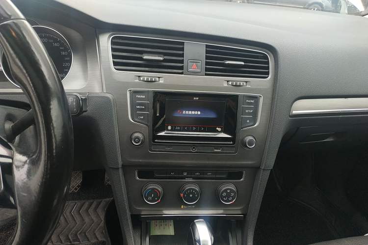 Used Volkswagen Golf 2016 1.6L Automatic Comfort Model
