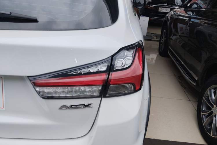 Used Mitsubishi ASX 2020 2.0L CVT Smart Edition
