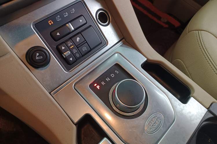 Used Land Rover Discovery 2016 3.0 SC V6 HSE